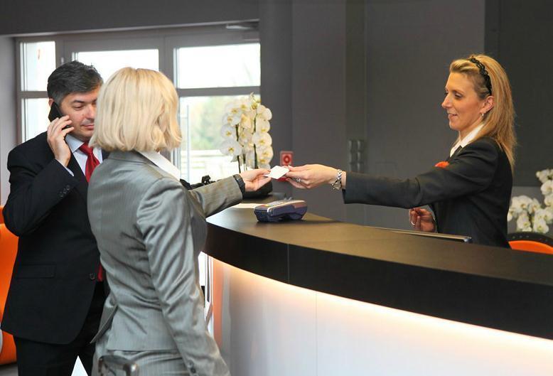 Hotel Europa Lubiń Eksteriør billede